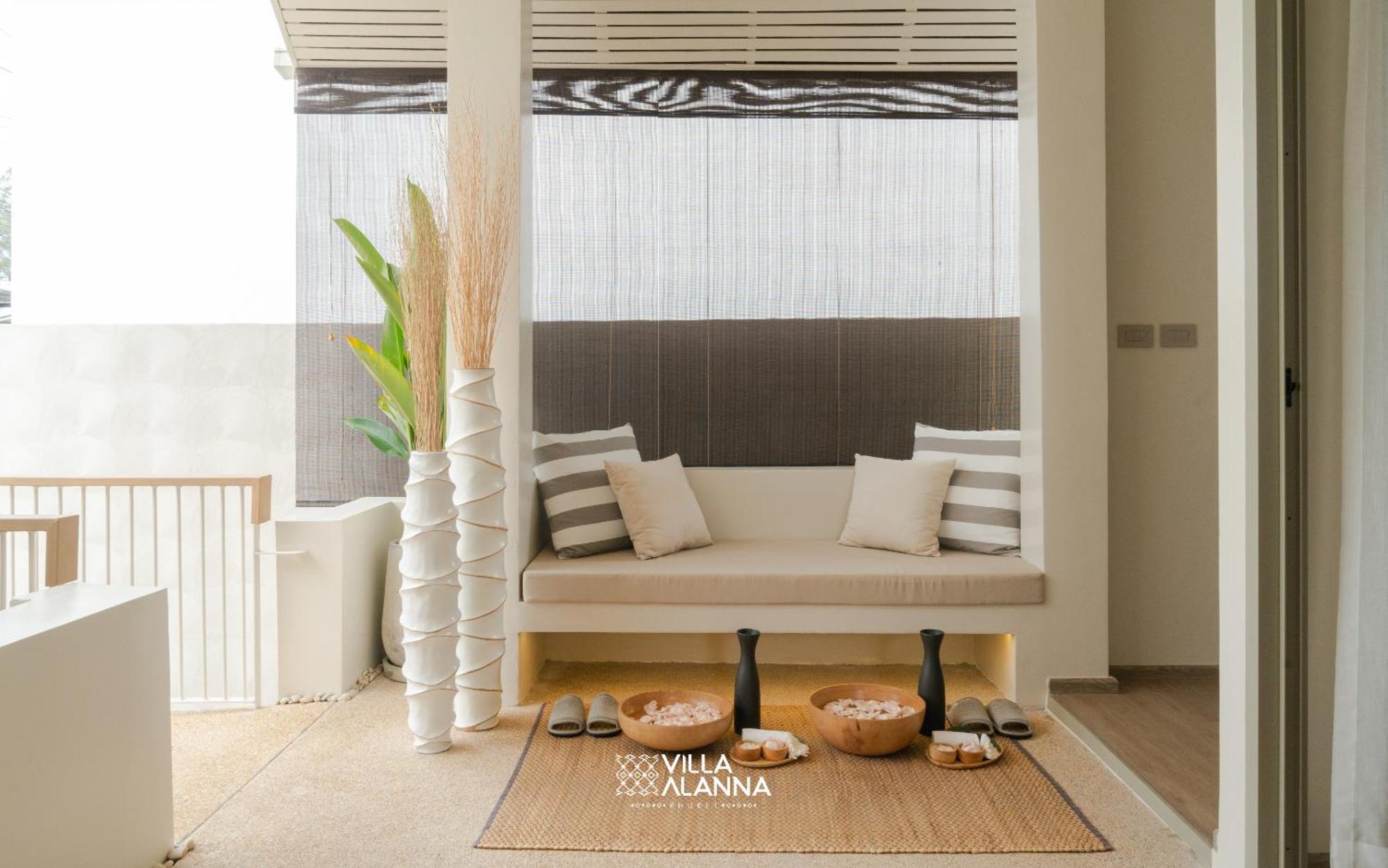 Villa Alanna Phuket 방타오 비치 외부 사진