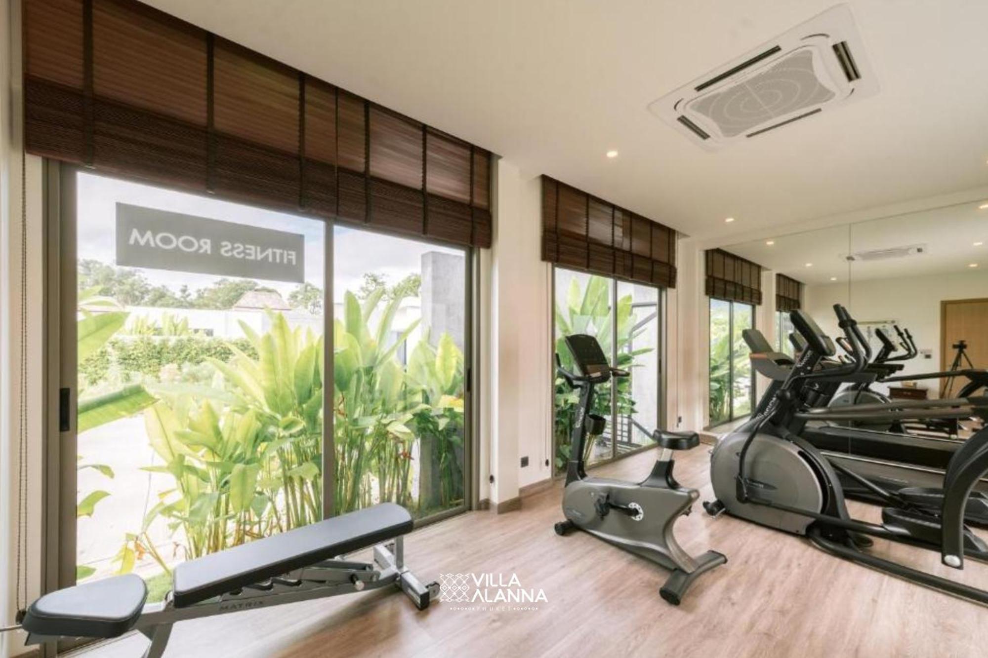 Villa Alanna Phuket 방타오 비치 외부 사진