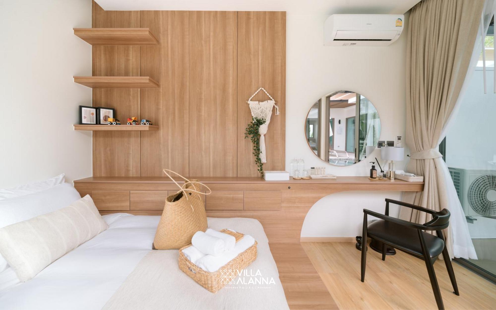 Villa Alanna Phuket 방타오 비치 외부 사진