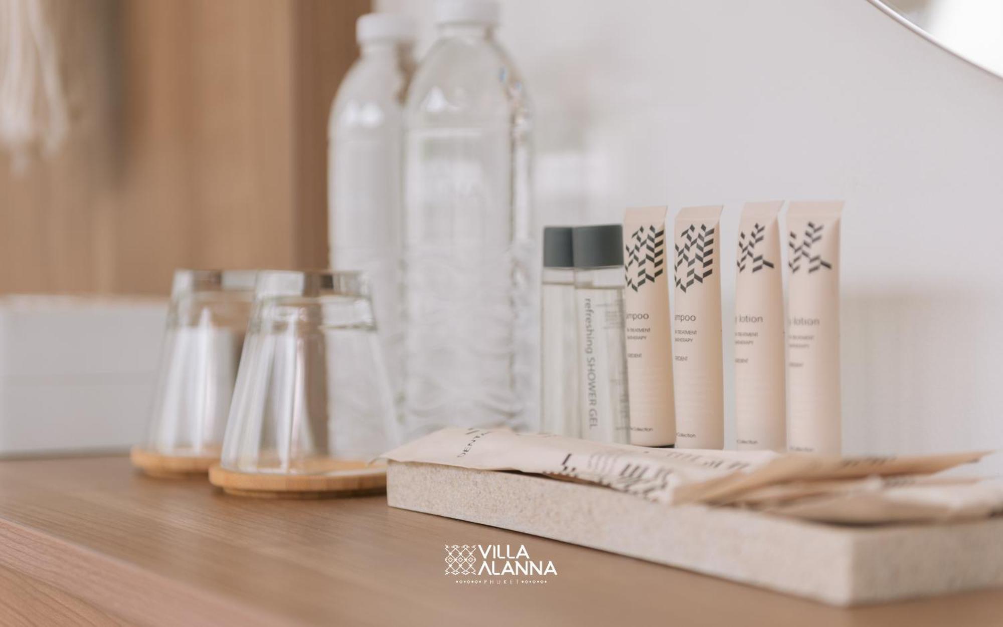 Villa Alanna Phuket 방타오 비치 외부 사진